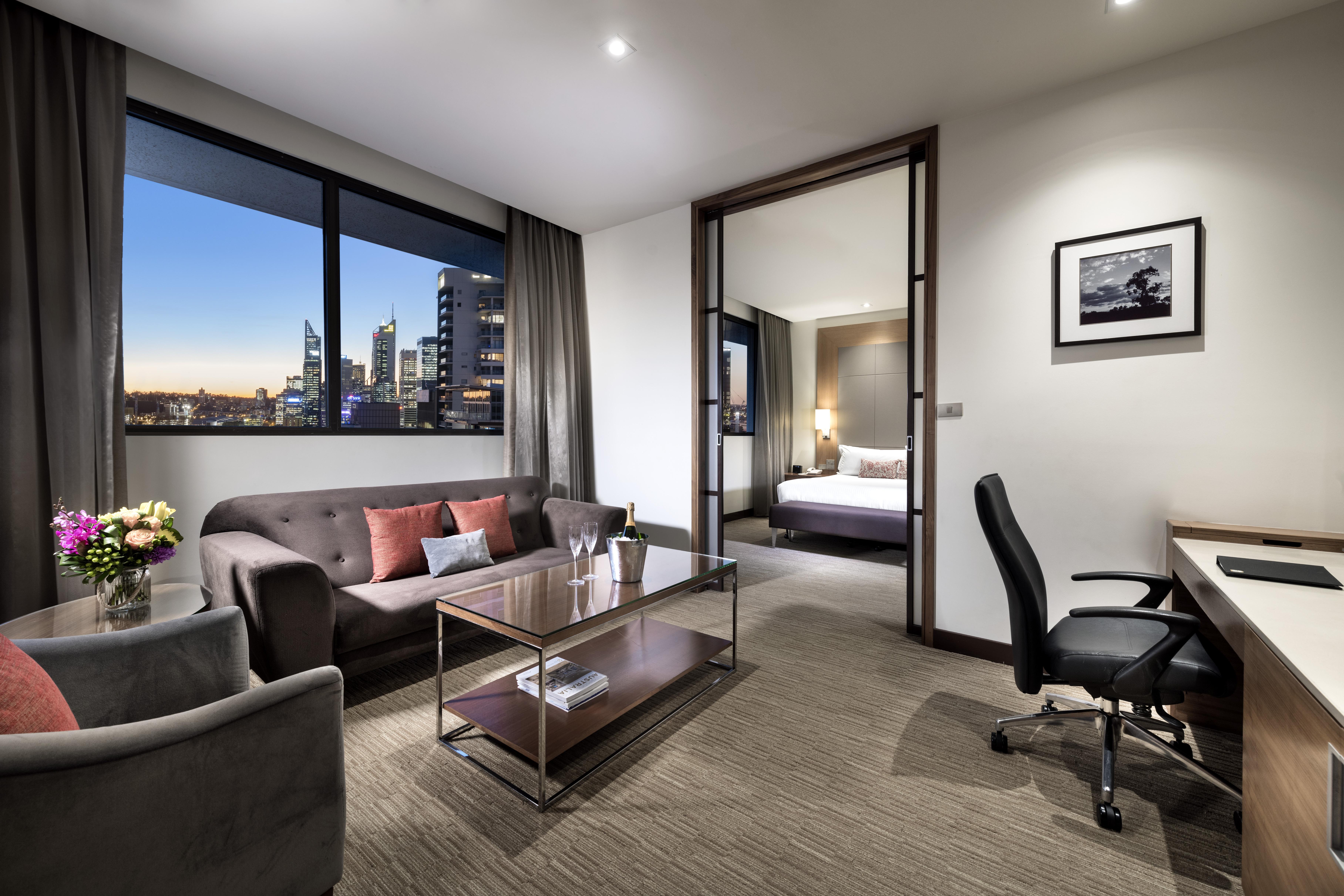 珀斯泛太平洋酒店 外观 照片 A suite at the Crown Towers