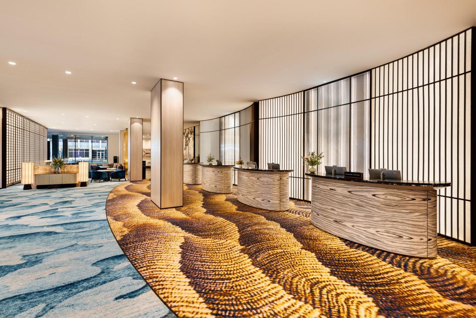 珀斯泛太平洋酒店 外观 照片 The lobby of the hotel